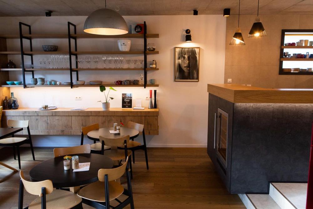 Vigeo Lounge B&B Coffee Bajmóc Kültér fotó