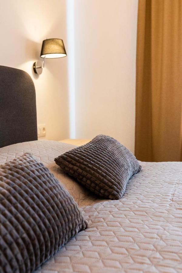 Vigeo Lounge B&B Coffee Bajmóc Kültér fotó