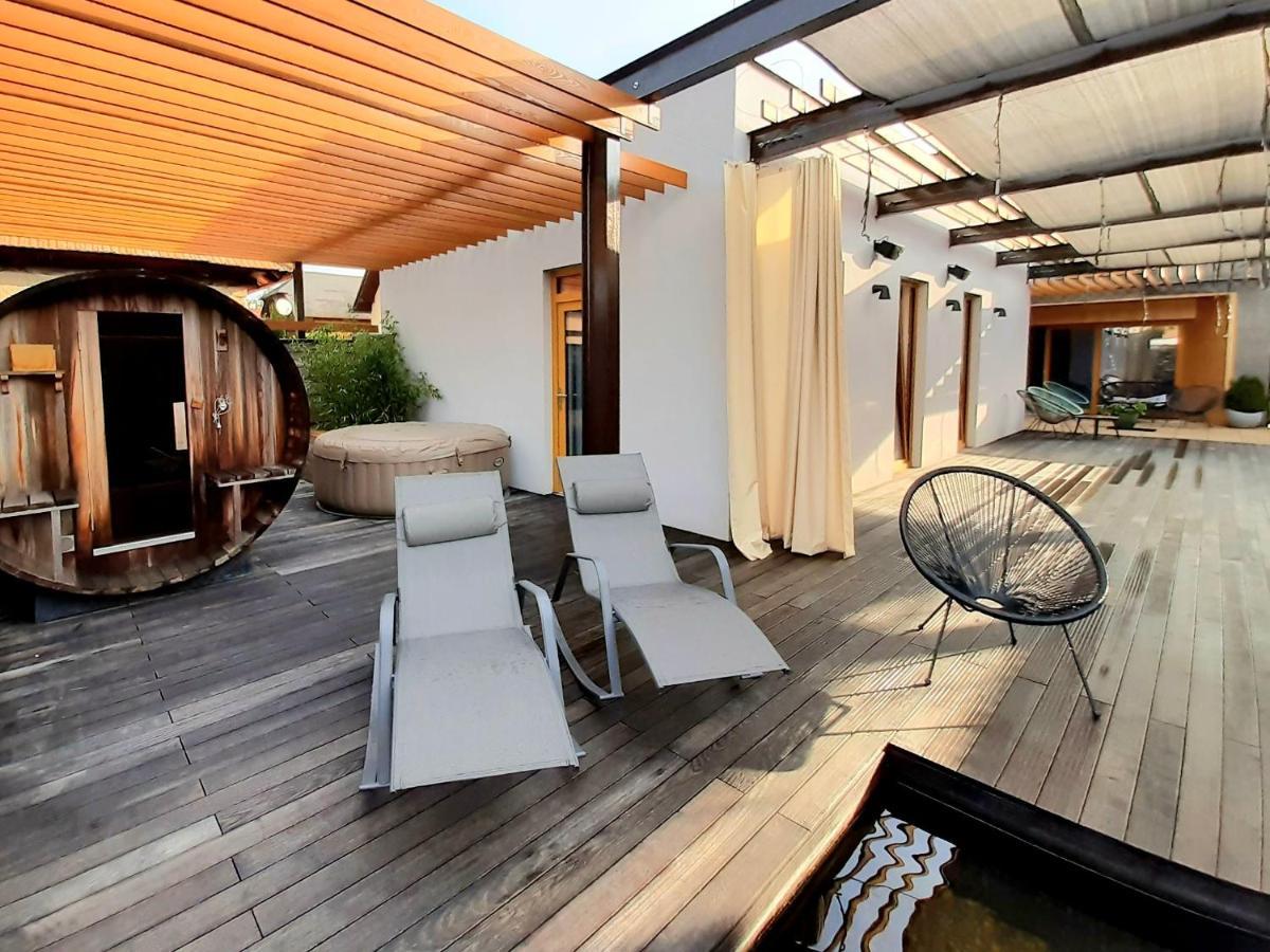 Vigeo Lounge B&B Coffee Bajmóc Kültér fotó