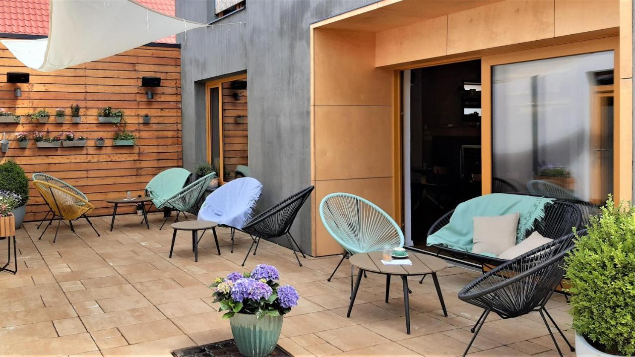 Vigeo Lounge B&B Coffee Bajmóc Kültér fotó