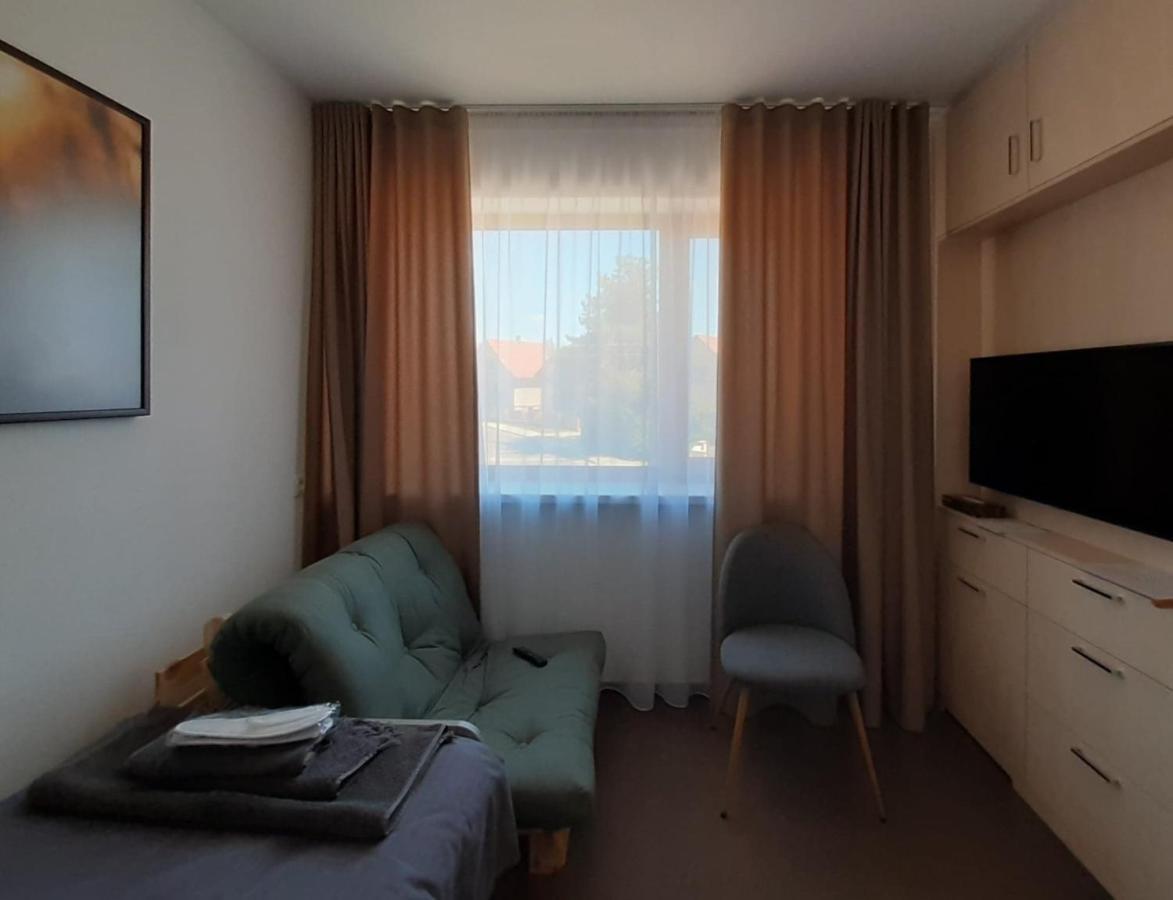 Vigeo Lounge B&B Coffee Bajmóc Kültér fotó